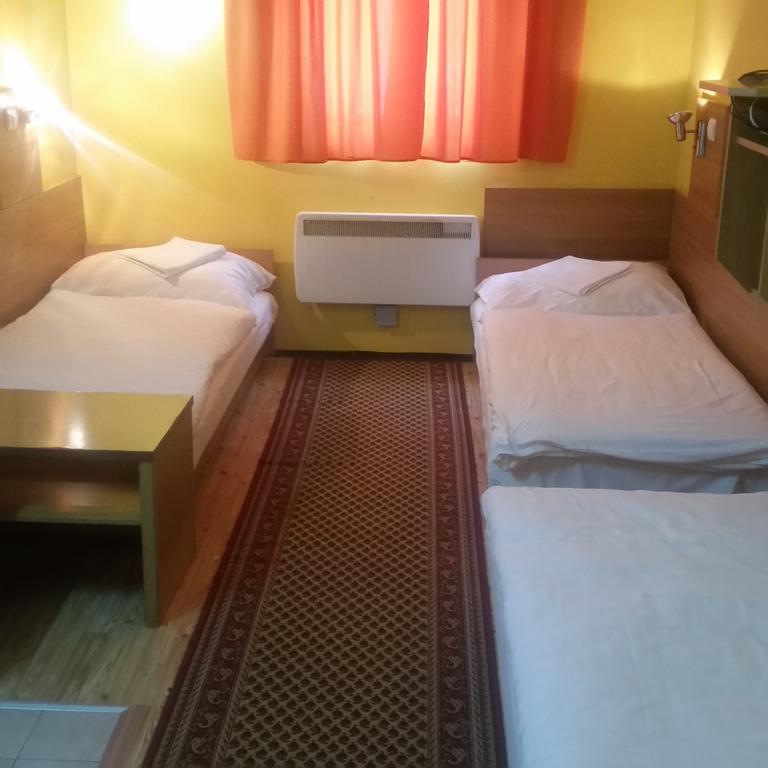Kis-Duna Motel & Camping Mosonmagyarovar Luaran gambar